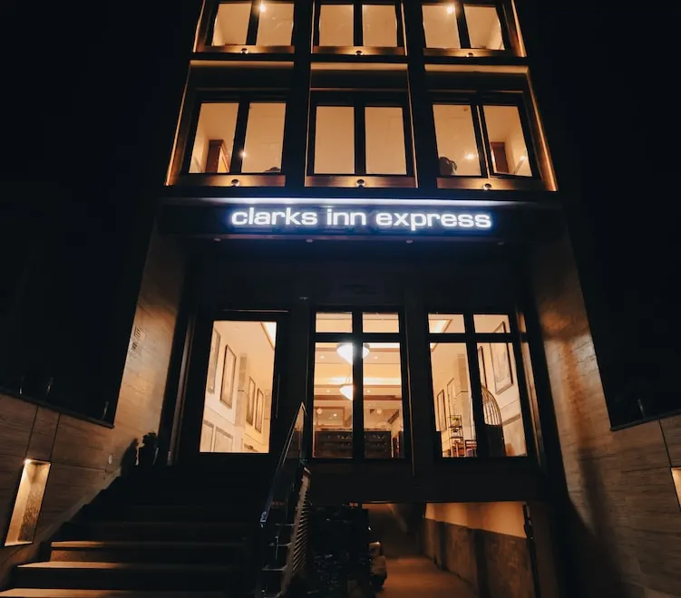 Clarks Inn Express Image