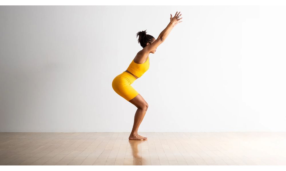 Utkatasana (Chair pose)