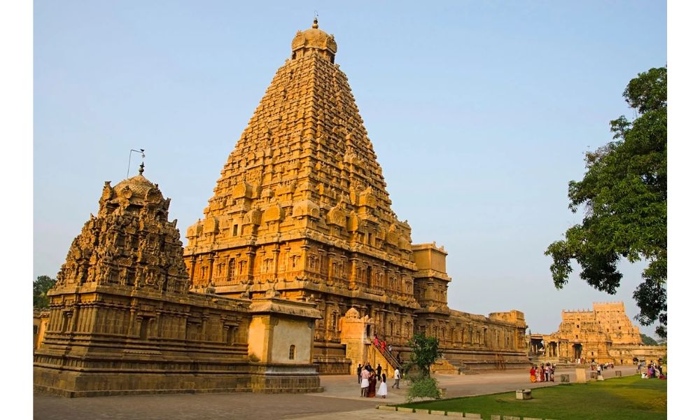 Brihadeshwara Temple image