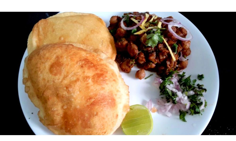 Chole Bhature image