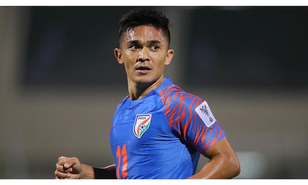 sunil chetri football players image